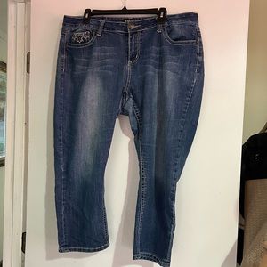 ZCOJEANS Capris size 20
